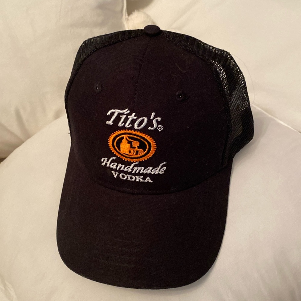 Hat Tito’s black new